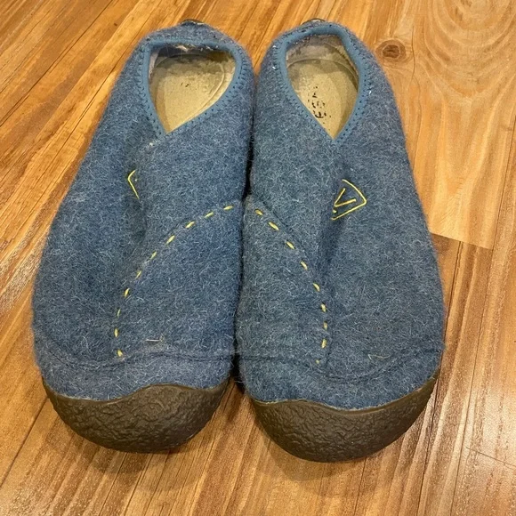 Keen wool clogs hot sale